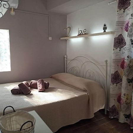 M&M Small House Rhodes City Εξωτερικό φωτογραφία